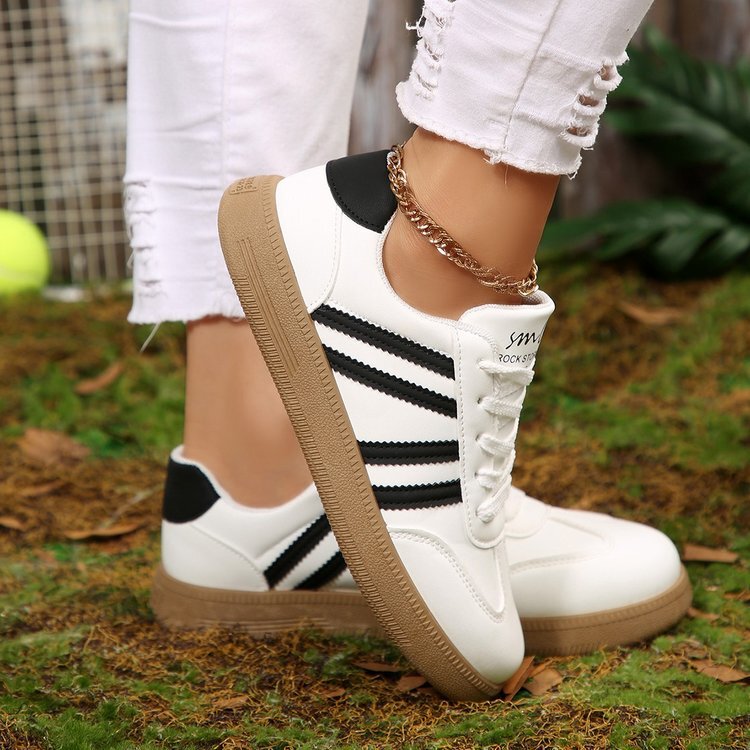 This Pair of Sneakers Is Really Comfortable to Wear! ! !