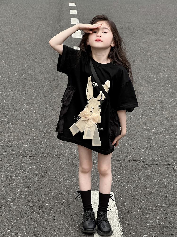 女の子半袖tシャツスカート2025新型子供ゆるい洋気上着子供夏綿半袖上着潮