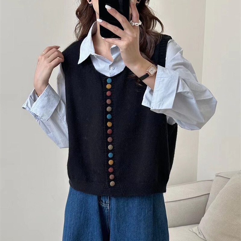 女性用カラフルなボタン付きニットベスト、文学的でレトロなシンプルな多用途ベスト、女性用の柔らかくワックス状のラウンドネックレイヤードカーディガンベスト|undefined