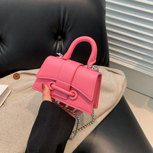 Q朗lŮ2025¿бСrЂ|Іμ