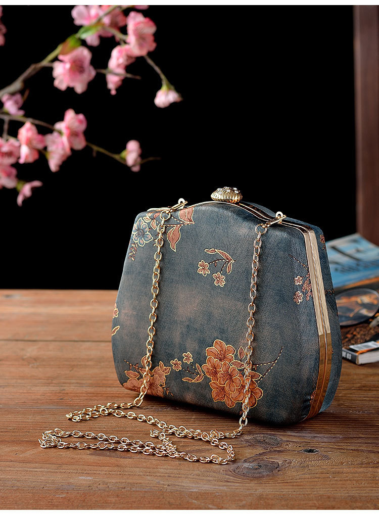 Small Size Women's Small Satin Flower Elegant Vintage Style Clasp Frame Handbag