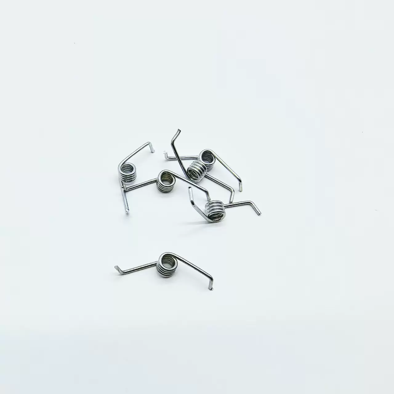 源头厂家订制扭力弹簧扭转玩具多功能功大高弹力涡卷大扭力