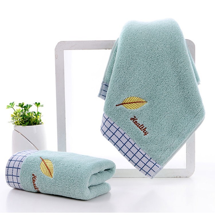 골드 리프 라이트 그린