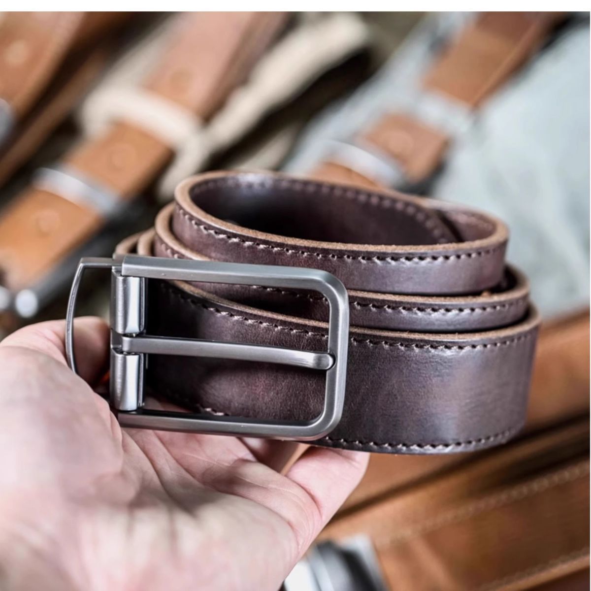 El Yapımı Üst Katman Sığır Derisi Kemer Vintage Bitki İşlemi Saf Sığır Derisi Iğne Toka Erkek İş Pantolonu Antikleştirilmiş Gerçek Deri Pantolon Kemeri