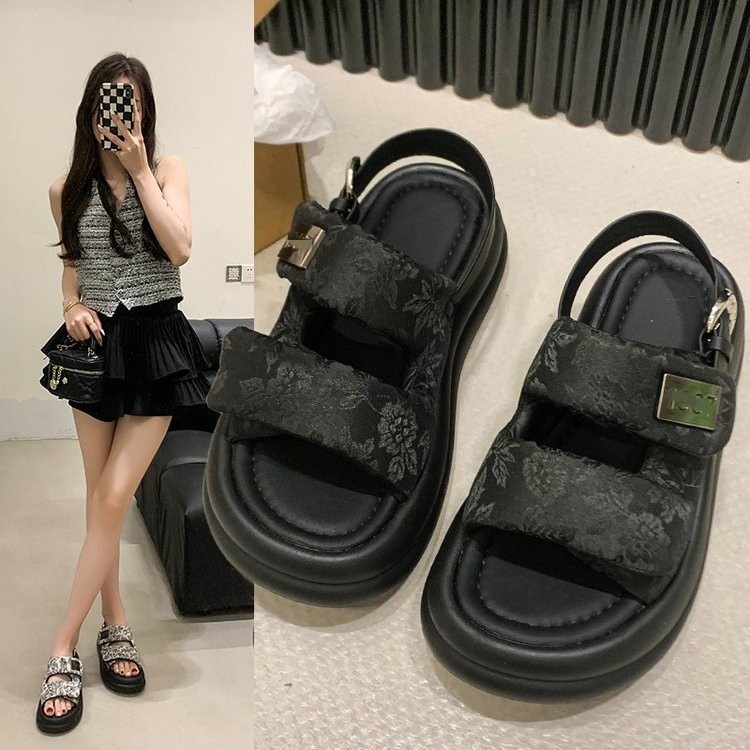 Nuevas sandalias de estilo chino para mujeres 2026 verano nuevo tipo de fondo grueso super velcro casual versátil estilo nacional sandalias de hebilla