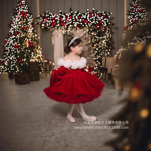 Ůͯ�羳�Y����ͯ��YСŮ��һ�ּ繫��ȹ��ͯ����������ݳ��Y��