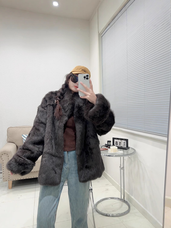 2025新款女兔毛皮草外套短款韩版皮毛一体中长款挽袖冬季保暖大衣|undefined