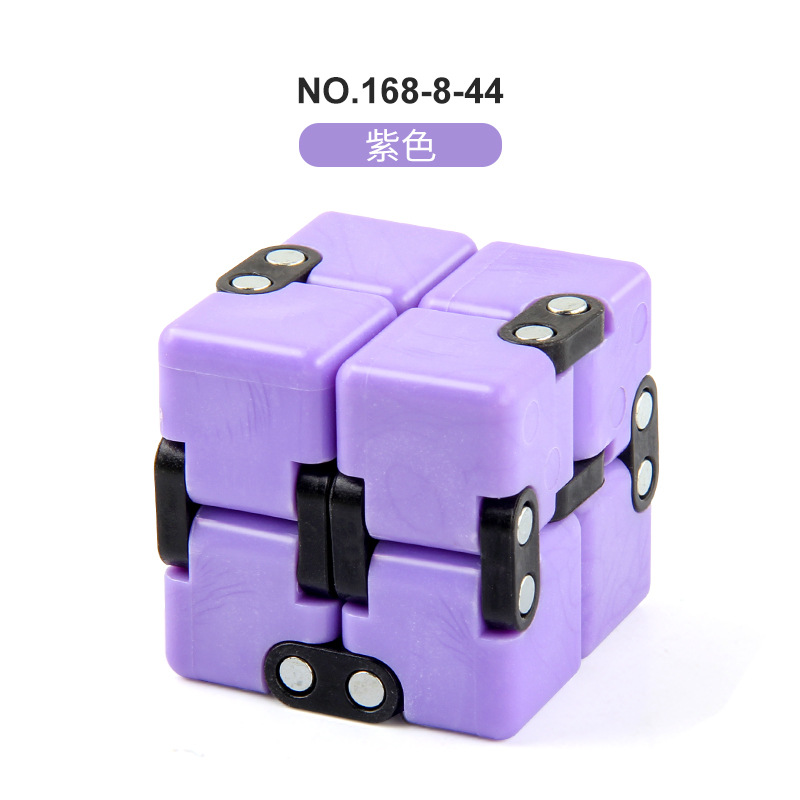 Descompresión de Halloween ilimitado Cubo de Rubik Navidad descompresión nuevo juguete exótico bolsillo Flip de segunda orden de Rubik's Cube transfronteriza