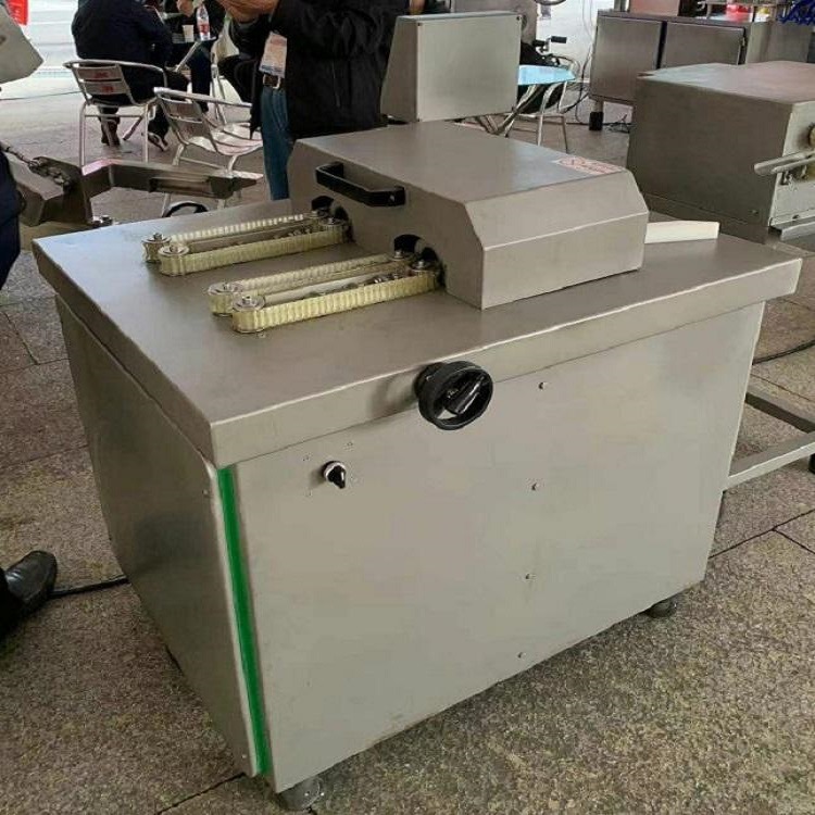 Máquina automática de fijación de salchichas, salchichas de bacalao, salchichas secas al aire, máquina de fijación de salchichas para perros calientes