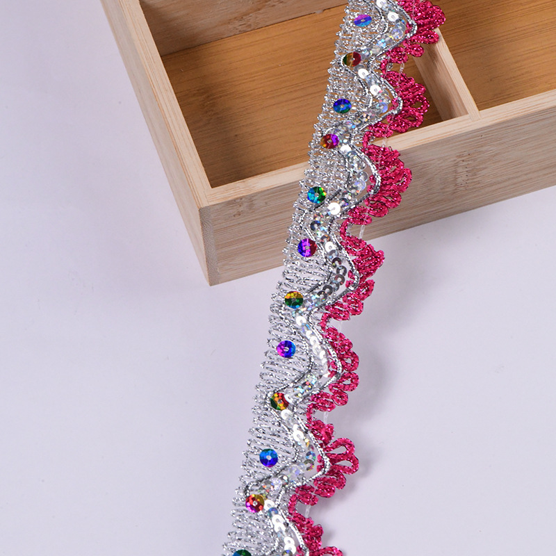 Venta directa de fábrica, suministro puntual de seda de oro y plata, lentejuelas, encaje, accesorios de ropa, cortinas, decoración de ropa de baile