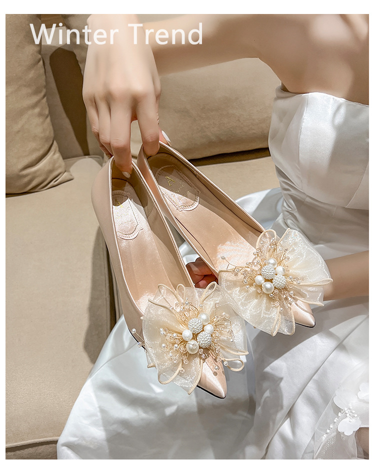 White Wedding Heels With Bow Detail For Bridesmaids And Brides_voghion.com
