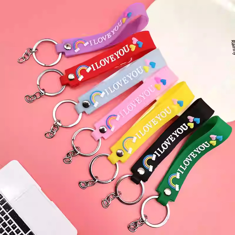 彩虹pvc软胶吊绳搭配银色四节链钥匙圈diy汽车钥匙扣挂饰小礼品