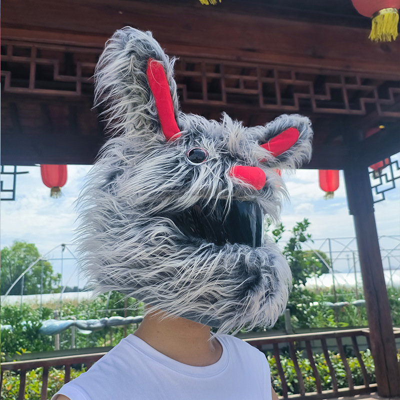 Casco de felpa con personalidad de conejo único, casco de motocicleta, máscara de motocicleta, sombrero de piel larga, estilo callejero decorativo.