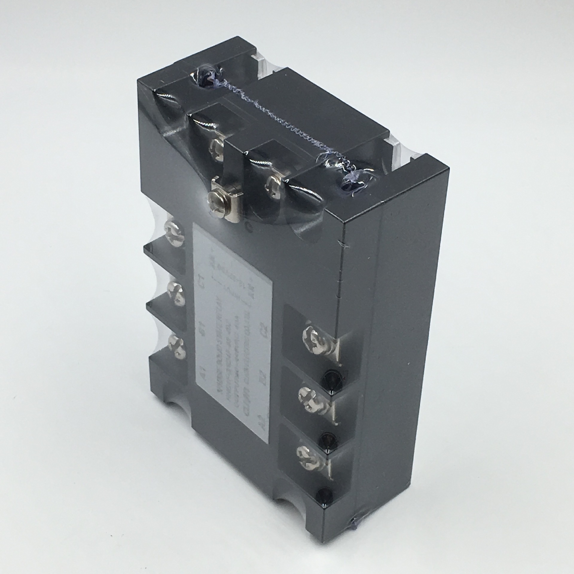 正品CLION欣大24V控制三相正反转固态继电器 HHG1F-3/024F-38 40Z