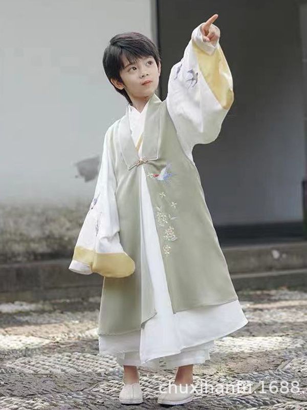 男の子の子供の漢服の春のモデルと春の新商品の逸時代の中国風の唐の服の超仙の刺繍のロングタイプのスーツ|undefined