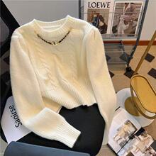 小香风短款麻花纹针织衫女小众设计感链条毛衣软糯高腰奶白色上衣