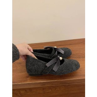 Chao Bunan suave hadas pequeñas fragancias viento Maria zapatos de invierno retrógrado 4CM arco de perla zapatos de una sola mujer