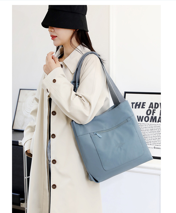 Colorful Fox's new 2025 versatile large-capacity tote bag for women's simple, casual and commuting single-shoulder mommy bag undefined