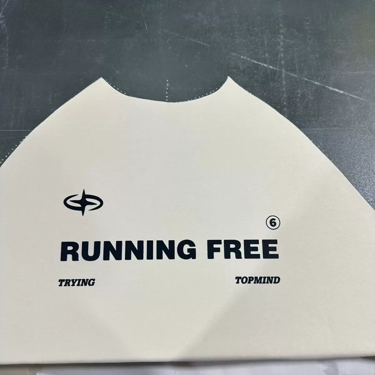 皮革胶印发泡印花加工 皮革夜光印花 反光变色印花烫金加工