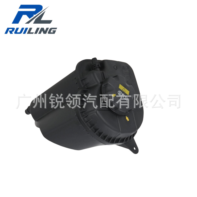 17138621092 Factory Direct Sales of High-Quality Products Suitable for Bmw F30/F35 Auxiliary Water Tank Expansion Tank