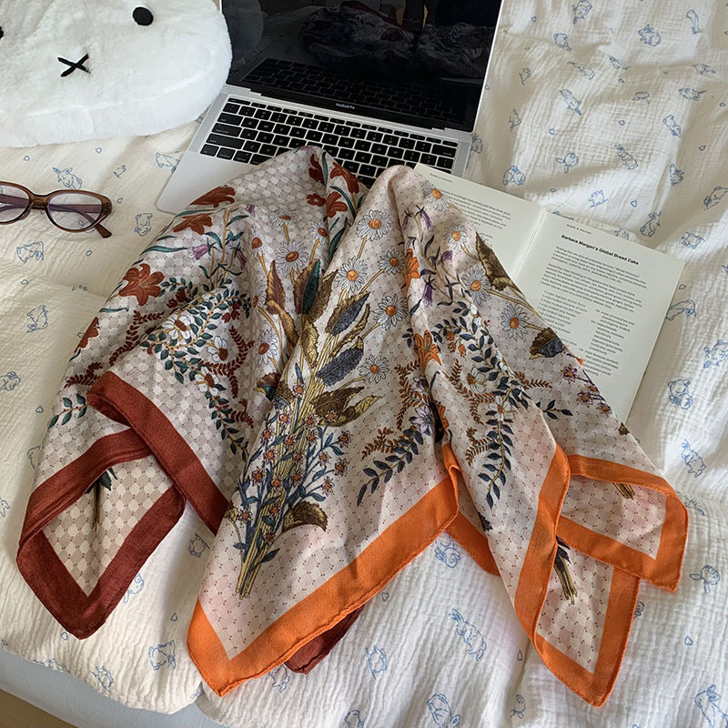 Bufanda de seda, bufanda cuadrada pequeña, sensación de alta gama, nueva bufanda pequeña estampada de todo fósforo, pañuelo para el cabello, bufanda coreana, chal