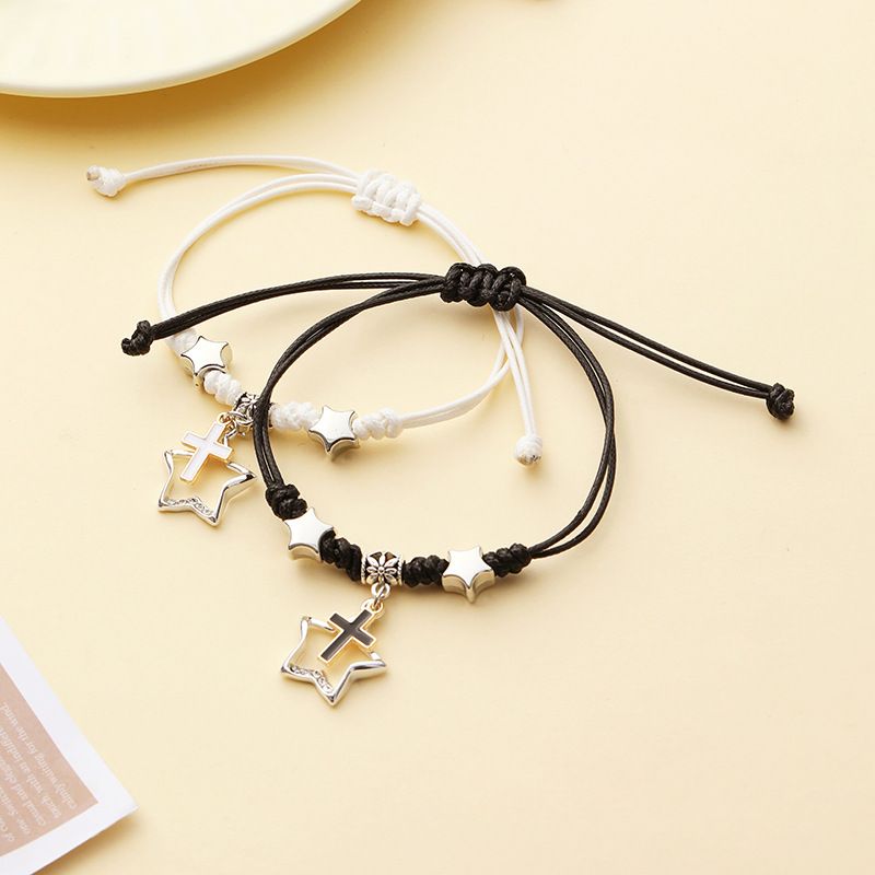 Pulsera pareja corazón hueco trenzada ajustable blanco negro_voghion.com