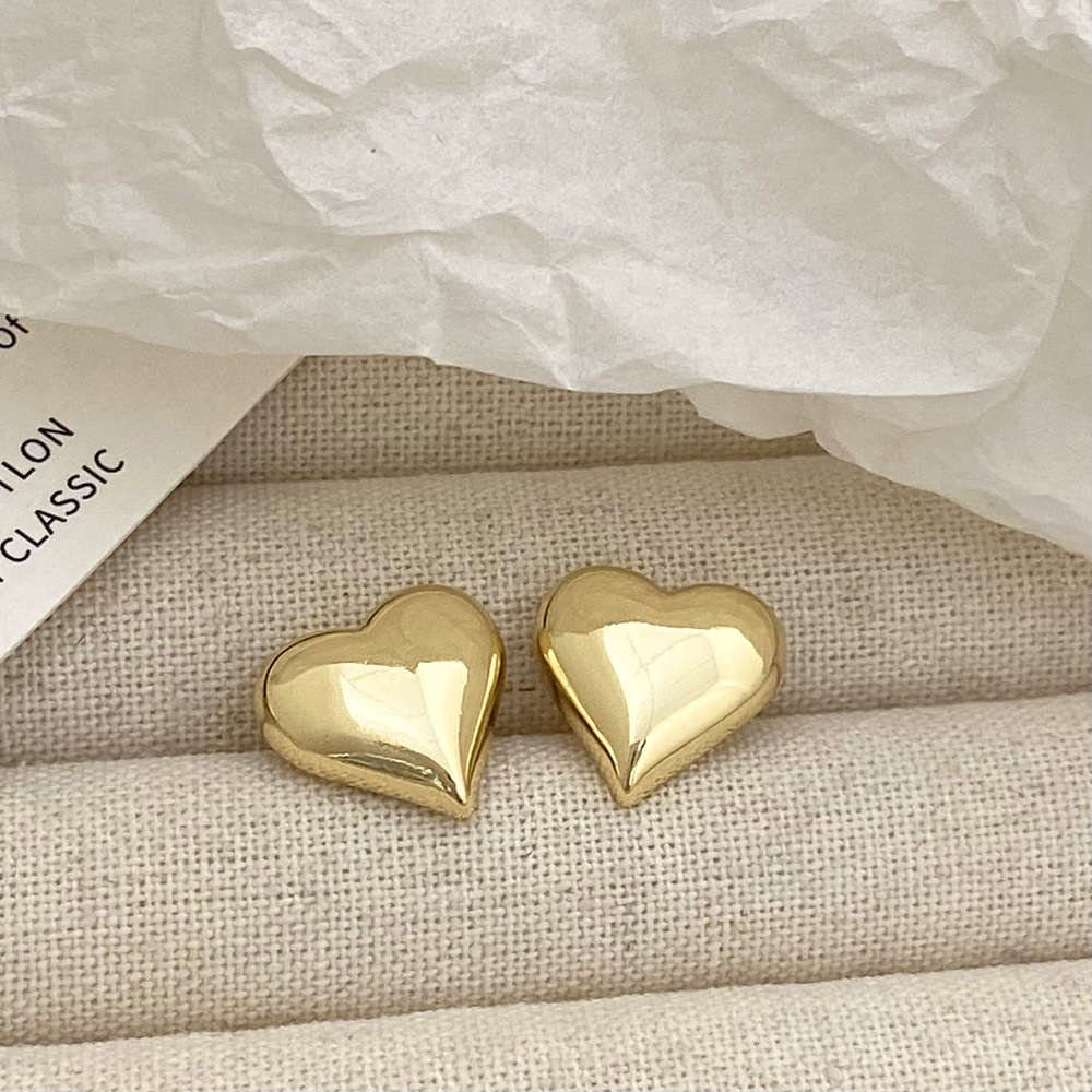 25#Love Earrings
