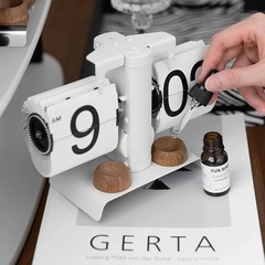 創意機械自動電子ページめくり時計実木拡香檀木デスクトップレトロ置物置き時計レトロシンプル