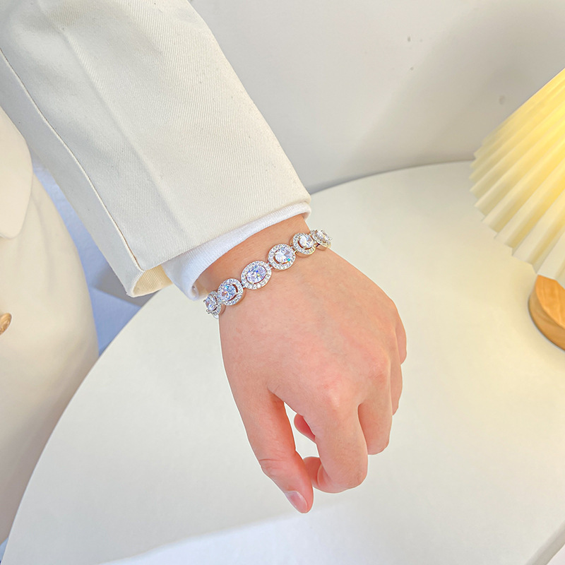 Fashion Geometric Copper Inlay Zircon Bracelets 1 Piece