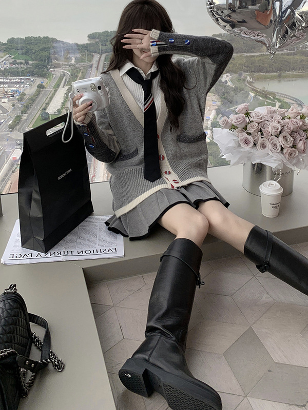 伊利诺夫学院风彩点混纺高克重羊毛马海毛开衫外套女|undefined