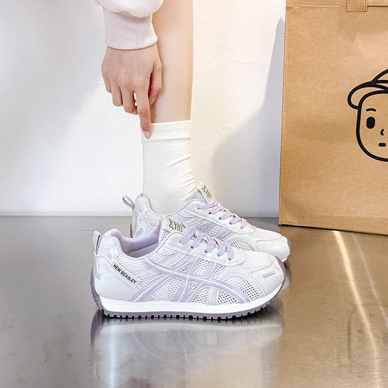 Explosión hermosa pantalla gigante transpirable nueva primavera deportes estudiantes de entrenamiento de estilo universal 2026 zapatos Gump con suela gruesa para mujeres