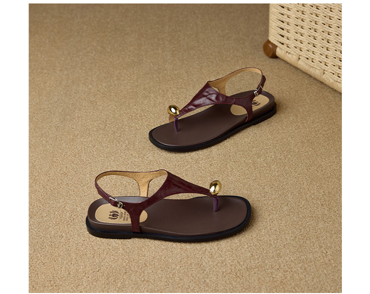 Dép sandal nữ xỏ ngón đế bệt da cừu khóa kim loại — màu nâu chi tiết 19