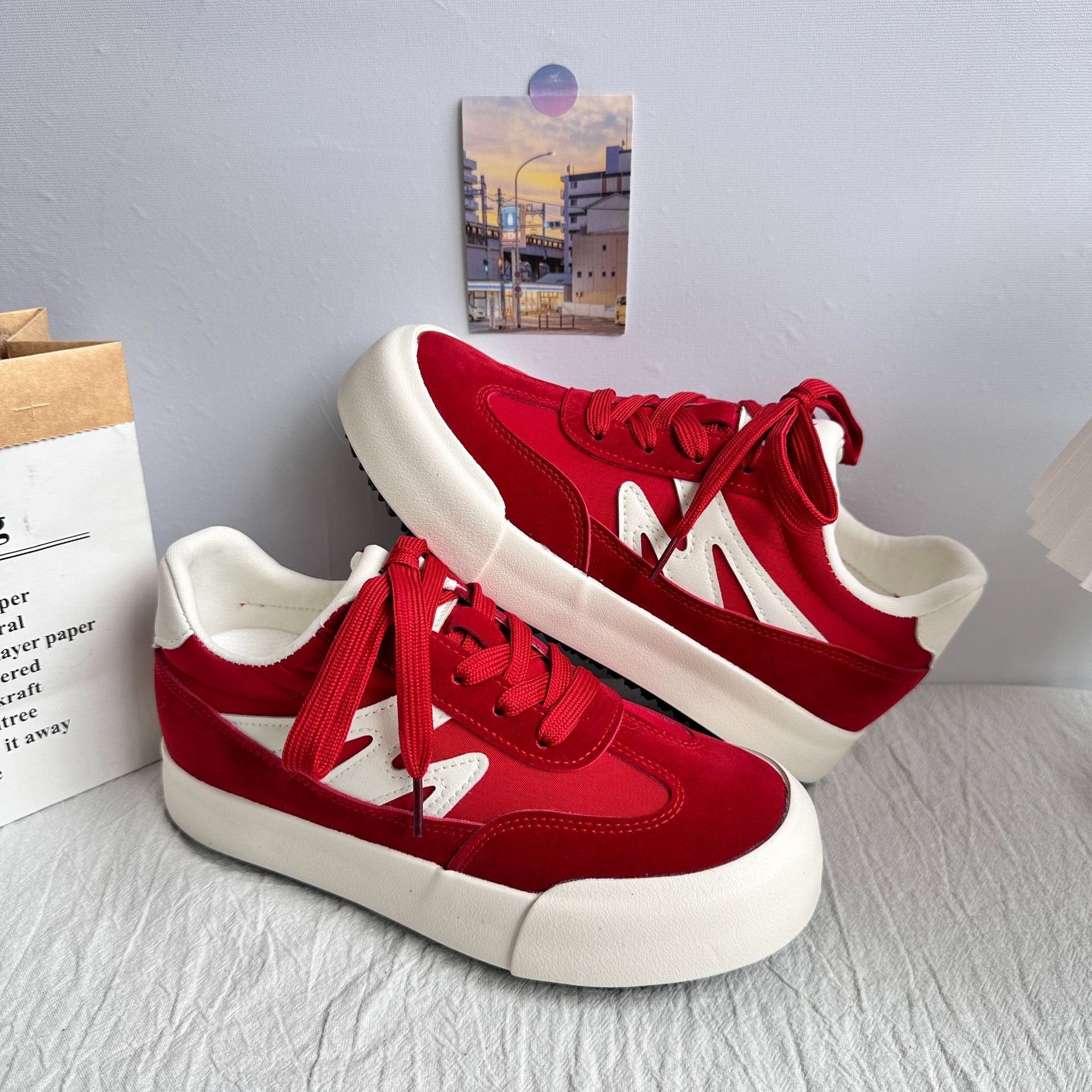 6637 zapatos de tabla de aumento interior de lona roja retro coreana para mujer 2025 primavera nuevos zapatos casuales de entrenamiento alemán image 8