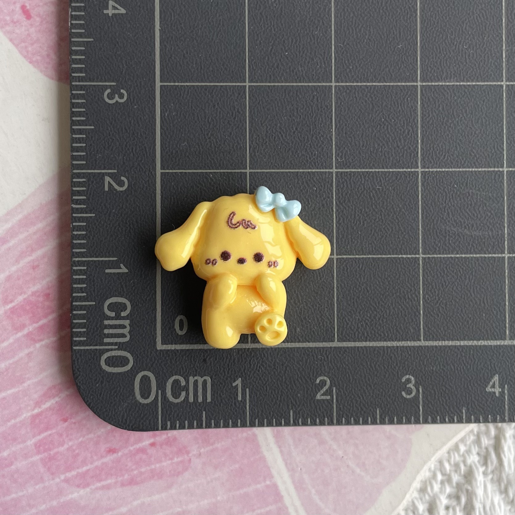 小さいサイズの動物の樹脂の部品の猫のウサギの恐竜の熊の装飾の材料のヘアピンの携帯のケースの靴の装飾のアクセサリ