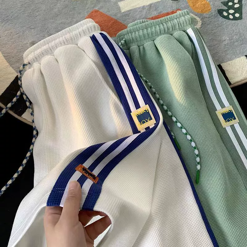 Мужские шорты в стиле пэчворк в гонконгском стиле с цветными блоками, летние свободные модные прямые шорты больших размеров до колена с высокой талией для похудения средней длины для мужчин.