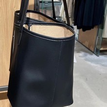 水桶包包女式2024新款秋冬高级感简约单肩包慵懒风百搭小众腋下包