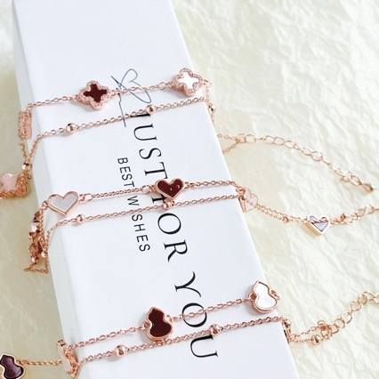 European and American Cross-Border Popular Lucky Five-Leaf Flower Bracelet, Fashionable and Luxurious Five-Flower Good Luck Shell-Encrusted Hand Jewelry Factory Direct Sale