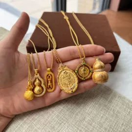 耳环;项链;戒指
