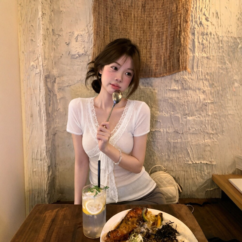 [Tencel Ribbed] Pure Desire Lace-Up V-Neck Lace Patchwork Short Sleeve T-Shirt for Women, Summer Slim Fit Versatile Top