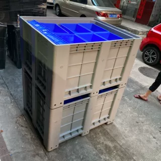 佛山塑料冷库用卡板箱 加厚1210封闭网格式叉车箱 塑胶托盘围板箱