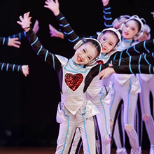 δ���Ƽ��з��b�C�����·�AI������ݳ����yɫ��T��ͯ���ݷ��b