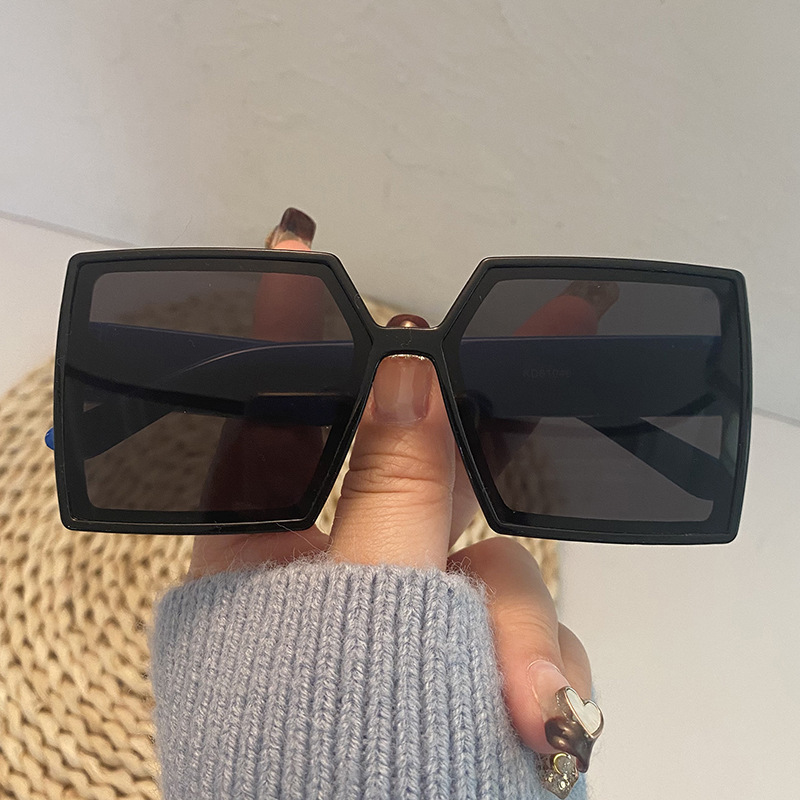 2022 nueva caja gafas de sol para niños de moda personalizada marco grande cara-mirando gafas de sol para niños pequeños accesorios frescos de moda