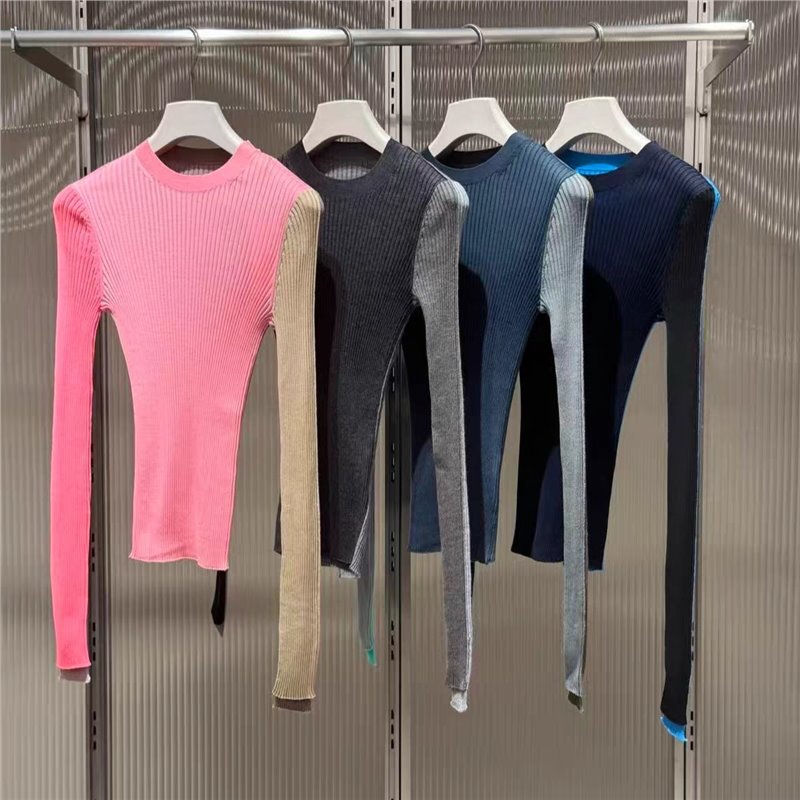 In Stock! Same Style Discount 2025 Autumn New Color-Blocked Slim-Fit Pullover Knit Sweater Women's Base Shirt