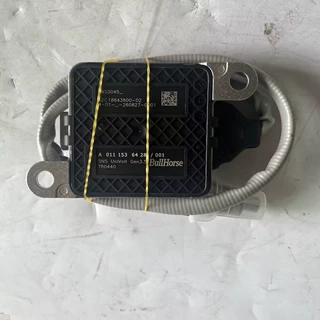 奔驰卡车配件 氮氧化物传感器0111536428  A0111536428  4.73152