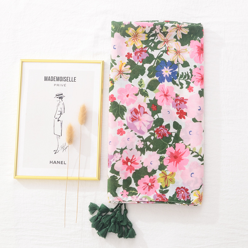 Primavera y verano transfronterizo bufanda de seda fina hojas de colores floral impreso trenza borla de algodón y lino sensación bufanda