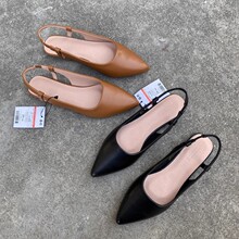 ���Q��հ��^��ЬŮ�r���¿�ļ��͹�ƽ����ʽƽ�ל\�����m��Ь