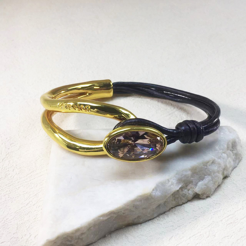 2024 European and American Exquisite New Uno de 50 Trendy Fashion Women Romantic high quality Bracelet Jewelry Gift Bag 2024 European and American Exquisite New Uno de 50 Trendy Fashion Women Romantic high quality Bracelet Jewelry Gift Bag