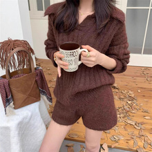 跨境百搭宽松舒适减龄百搭翻领毛衣+简约针织纯色休闲短裤套装女