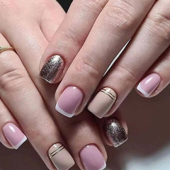 Short and Simple French Chic Nail Art with Champagne Sparkle Gold Foil Pearl Gloss Artificial Nails for Western and International Trade, Instagram Style