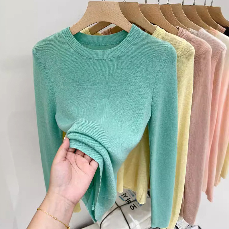 Green Long-Sleeve Knit T-Shirt for Women, Summer Top, 2026 New Style, Simple Versatile Regular Shoulder Base Shirt, Thin Style Green Long-Sleeve Knit T-Shirt for Women, Summer Top, 2026 New Style, Simple Versatile Regular Shoulder Base Shirt, Thin Style